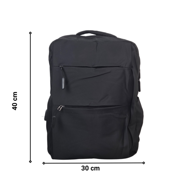 Ghiozdan Laptop Negru cu Port USB, 3 Compartimente, Rezistent la Umezeală – 42 × 30 × 12 cm